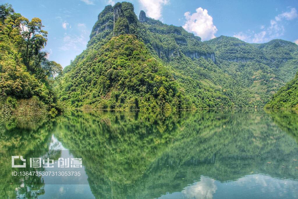 山中小湖，一場美麗的相逢